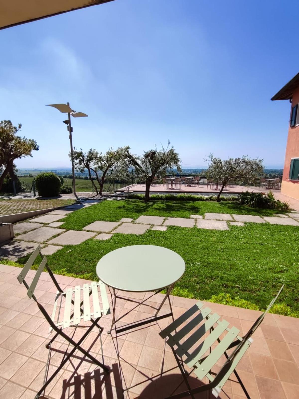Nice Apartments Lake View & Free Parking Пастренґо Екстер'єр фото